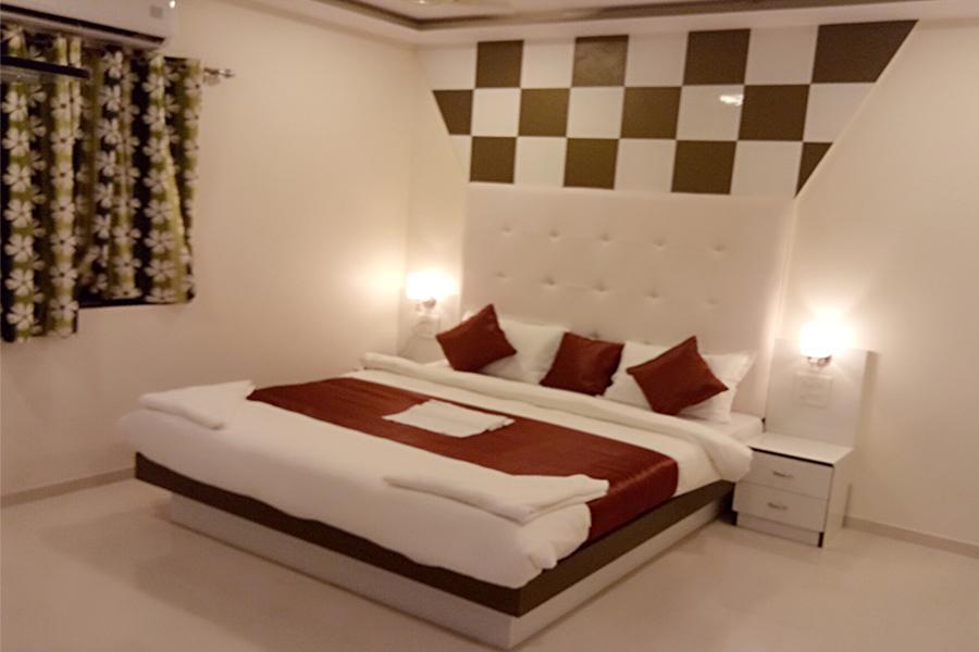 Flagship 83490 Hotel Bently Palace Bombay Eksteriør billede